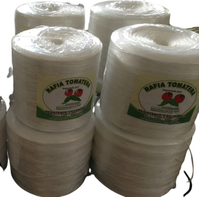 UV Stabilization Plastic Baling Twine , 12000 Feet Medium Sisal Baler Twine