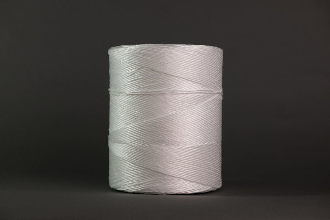 High Tenacity Fibrillated 1000m/Kg White Greenhouse Raffia Twine For Tying Plants