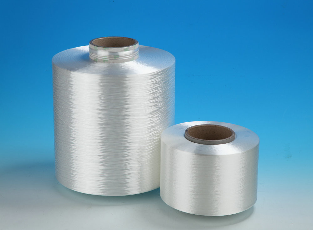 1500D Polyester Cable Filler Yarn With 9g/D Breaking Strength